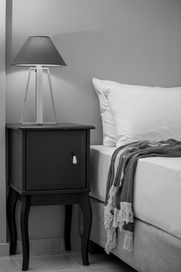 Enpy Aparthotel Finikounta Bagian luar foto