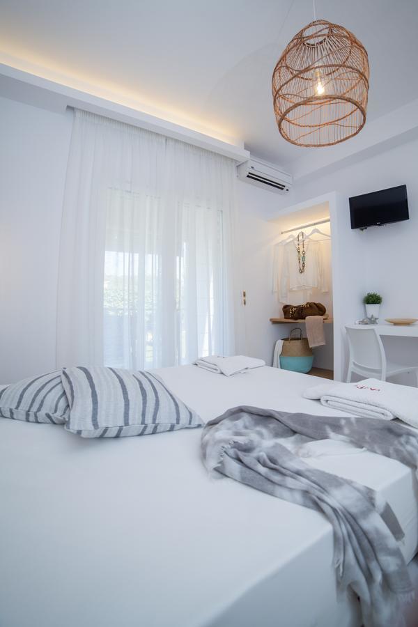 Enpy Aparthotel Finikounta Bagian luar foto