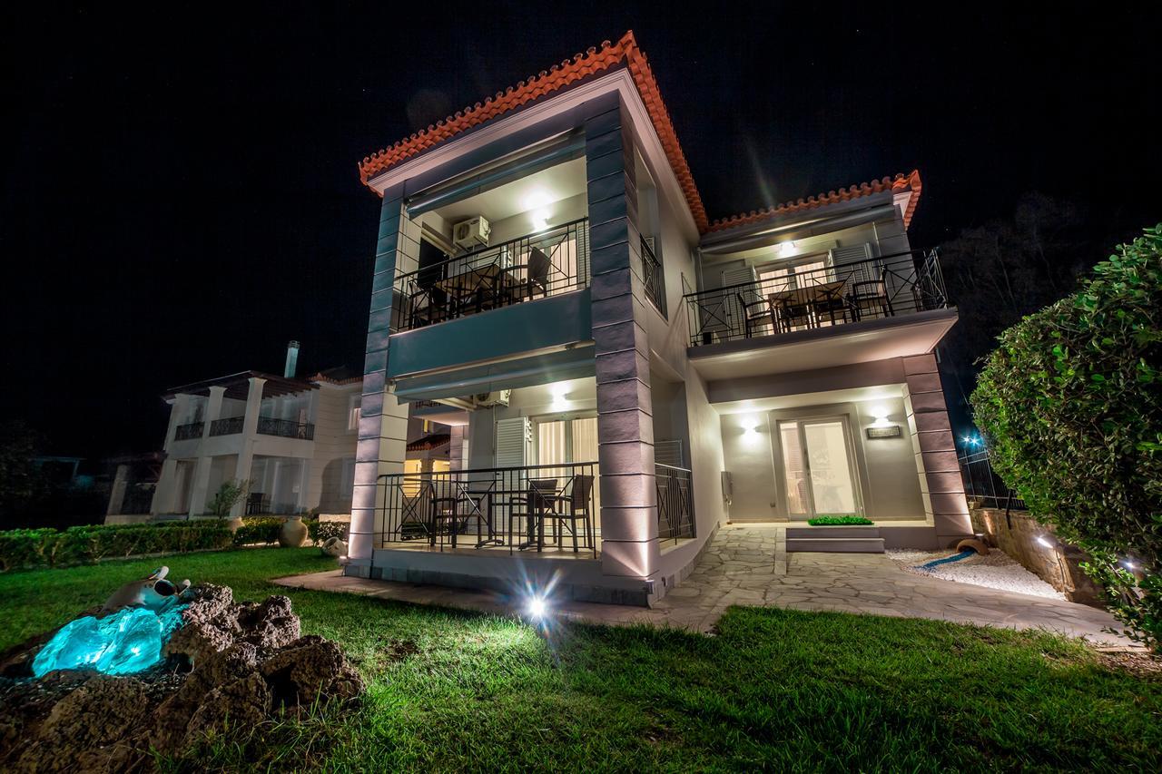 Enpy Aparthotel Finikounta Bagian luar foto
